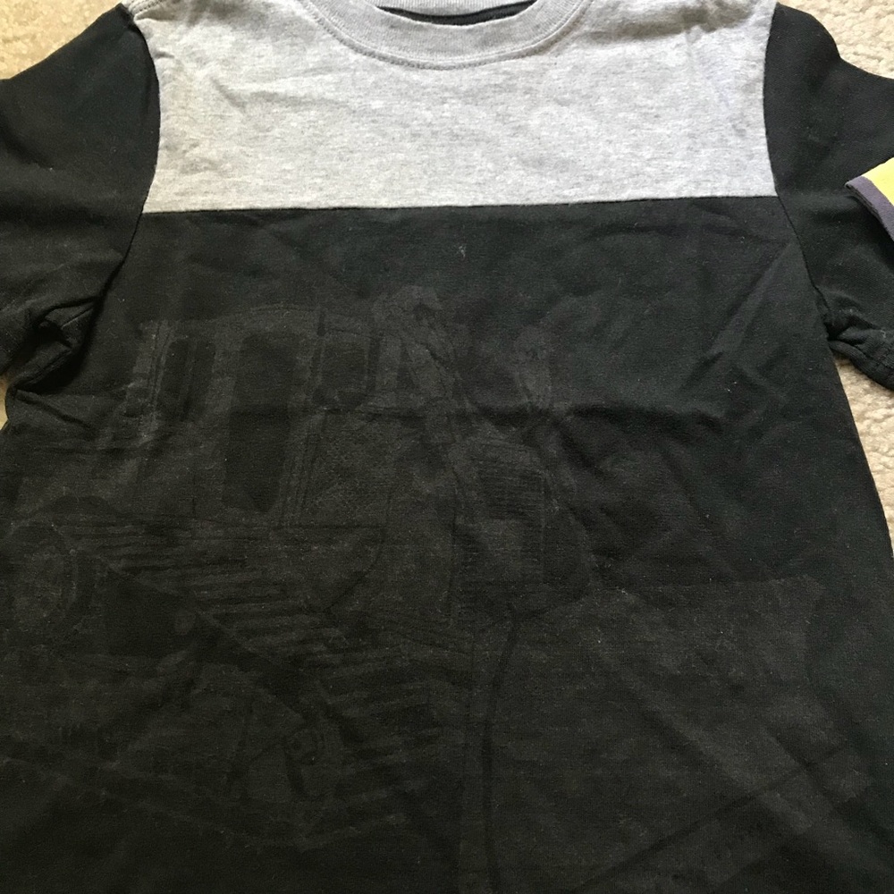 Boy’s tee Bundle - Picture 2 of 6